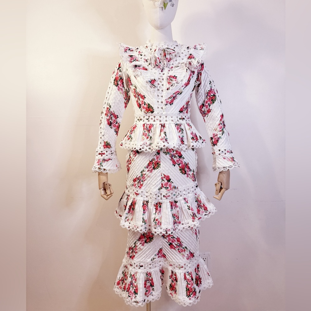 🌹 Romantic Floral Lace Ruffle Maxi Dress (Statement Piece)
